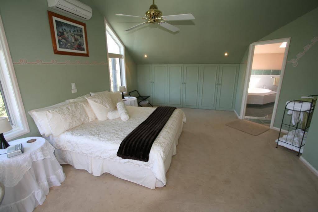 Silver Waters Bed & Breakfast Cowes Eksteriør bilde